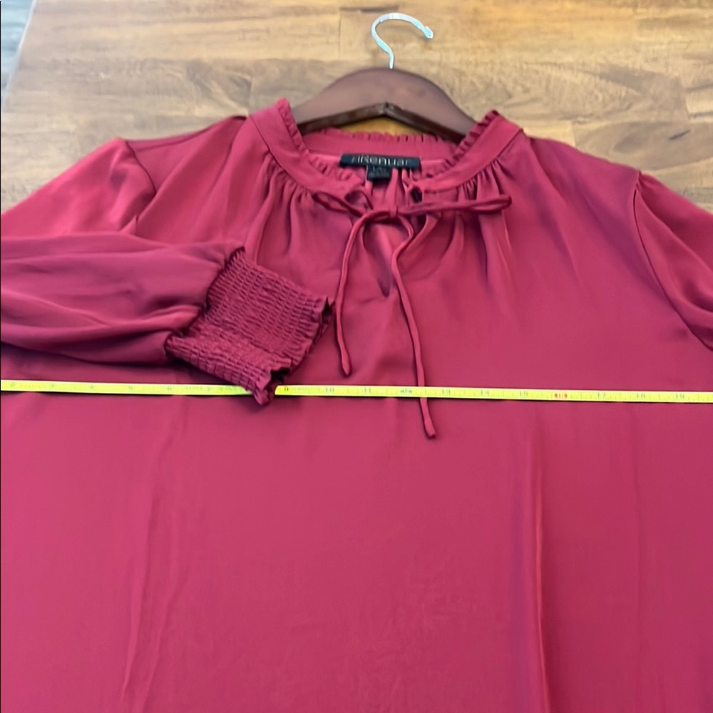Renuar Elegant Maroon Red Long Sleeve Blouse with Mandarin Collar and cuffs NWOT - Picture 11 of 14